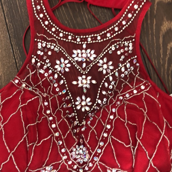 Red 2pc Formal Jeweled Halter Dress Size 7/8 - Picture 7 of 12